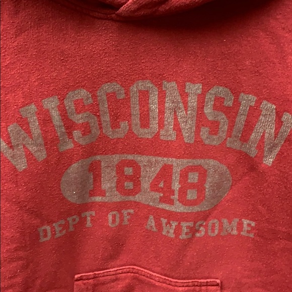 Wisconsin Badgers Sweatshirt - Picture 3 of 4